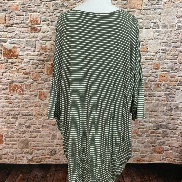 NWT Agnes & Dora Olive and Ivory Stripe Dolman Tunic - Picture 6 of 7